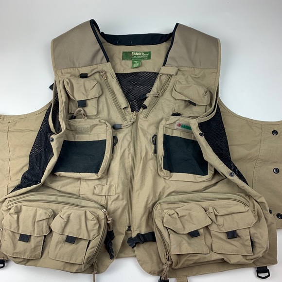 🎉SOLD🎉Gander Mountain Size XL Men's Fishing Vest - Picture 2 of 8